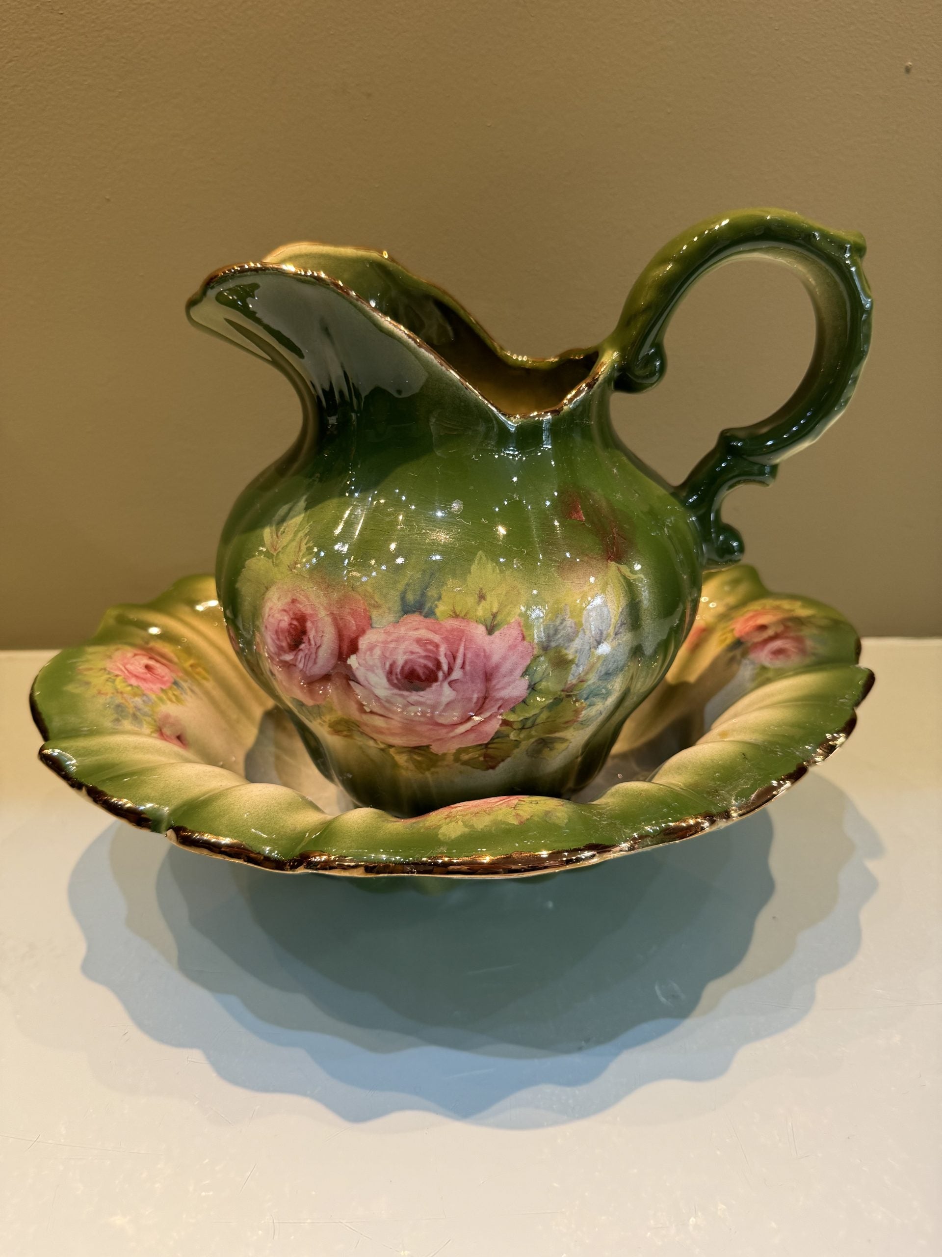 LOVELY ANTIQUE STAFFORDSHIRE WASHING BOWL & JUG, EXC. COND.